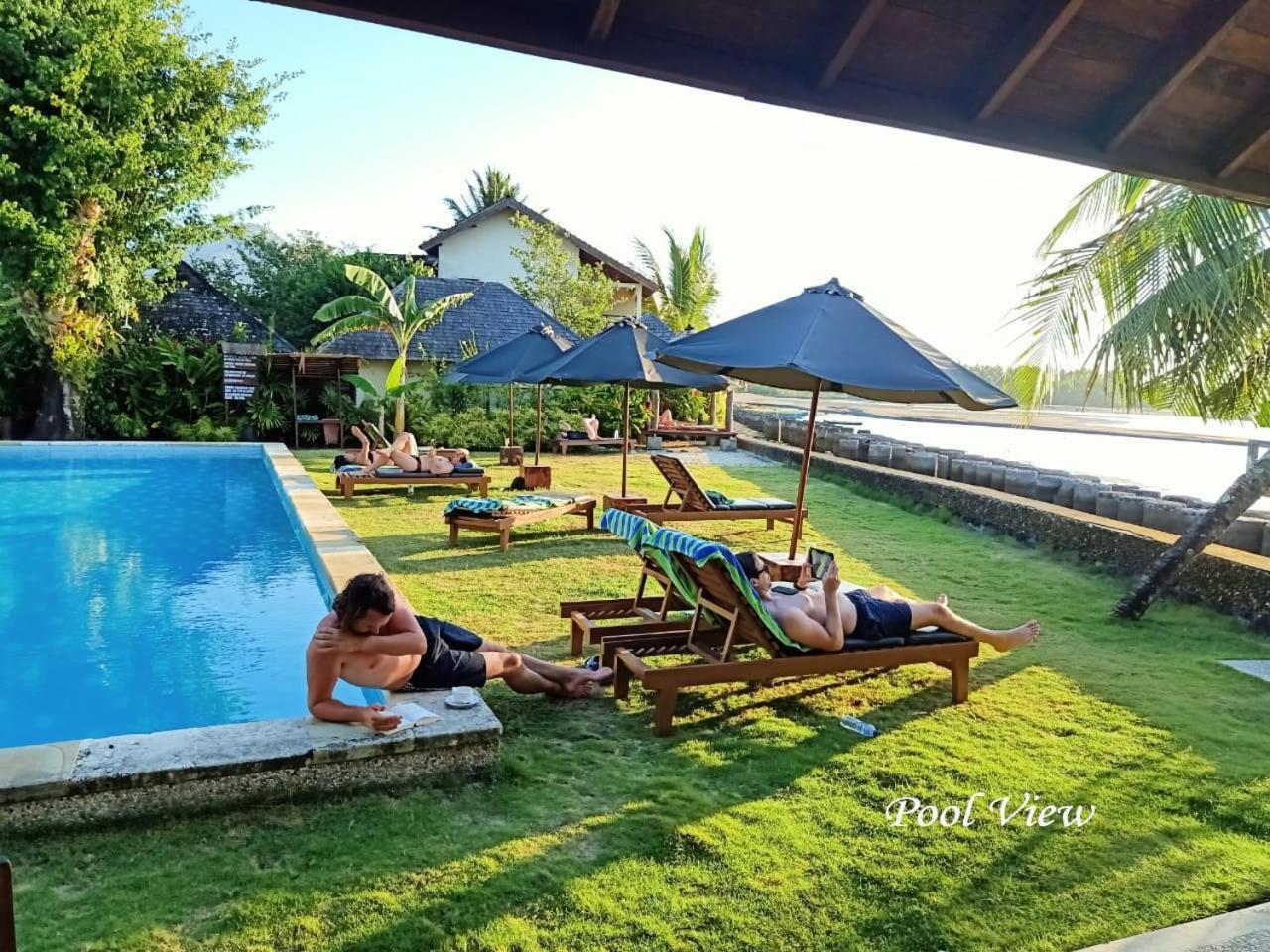 Cocotinos Manado Hotel Kültér fotó