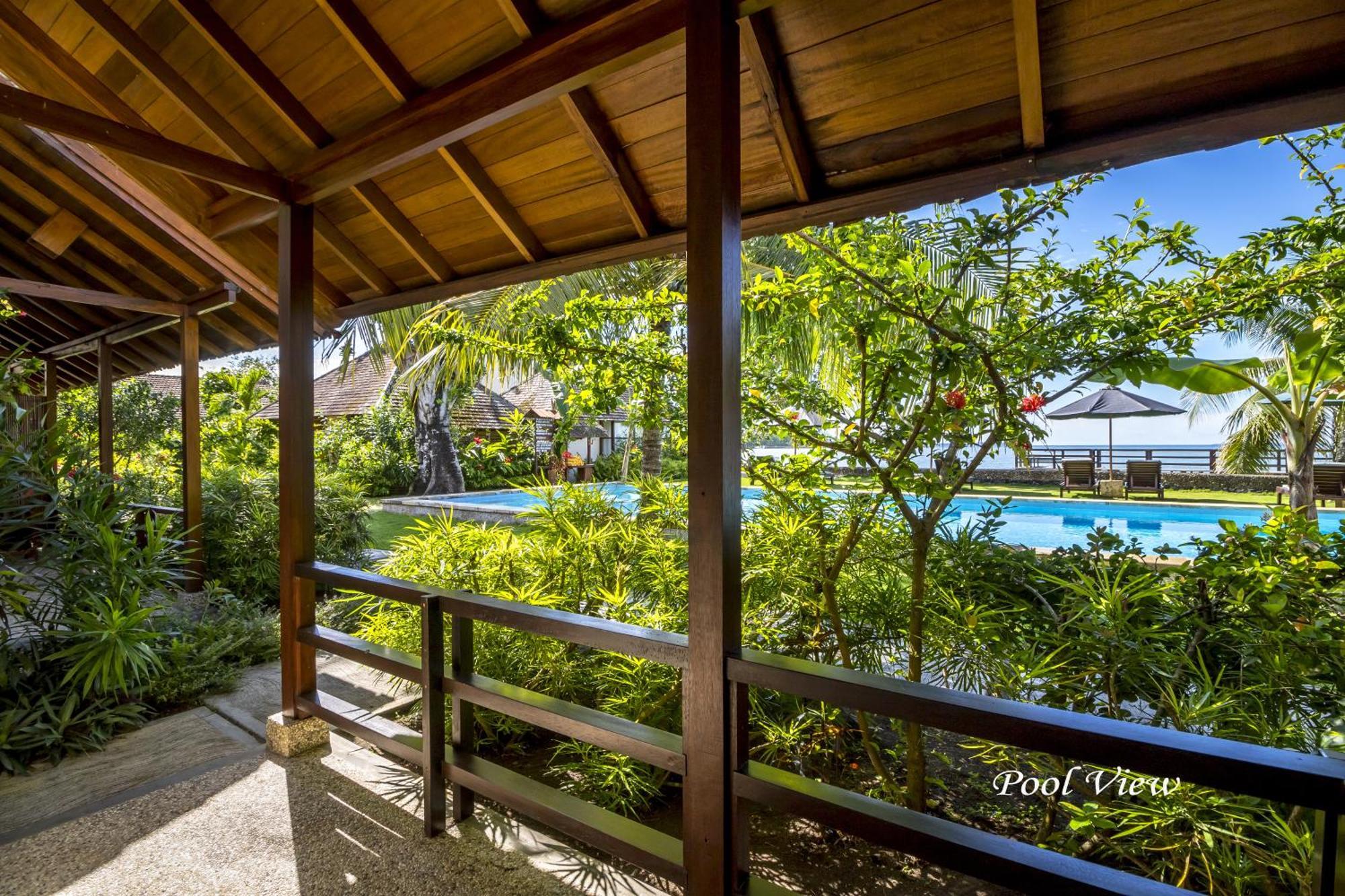 Cocotinos Manado Hotel Kültér fotó